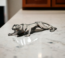 Load image into Gallery viewer, Leopard Statue Decoration