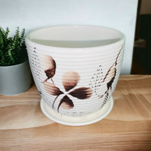 Load image into Gallery viewer, 4" Planter with Saucer - Flower 1