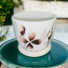 Load image into Gallery viewer, 4" Planter with Saucer - Flower 1