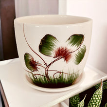 Load image into Gallery viewer, 4" Planter with Saucer - Green