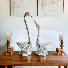 Load image into Gallery viewer, Pair of Swans - Silver 18.5cm