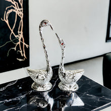 Load image into Gallery viewer, Pair of Swans - Silver 18.5cm
