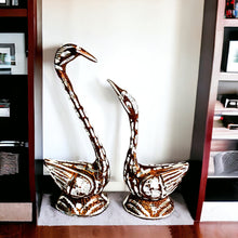 Load image into Gallery viewer, Pair of Swans - Brown 18.5cm