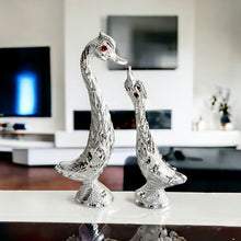 Load image into Gallery viewer, Pair of Swans - Silver 14.5cm