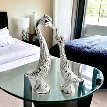 Load image into Gallery viewer, Pair of Swans - Silver 14.5cm