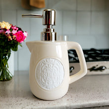 Load image into Gallery viewer, Soap Dispenser - Peach