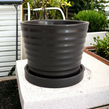 Load image into Gallery viewer, Classic Ceramic Planters - Black