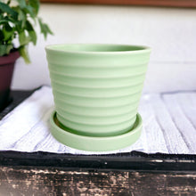 Load image into Gallery viewer, Classic Ceramic Planters - Lt Green