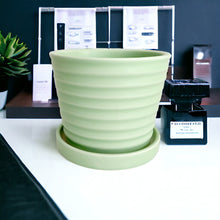 Load image into Gallery viewer, Classic Ceramic Planters - Lt Green