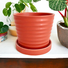 Load image into Gallery viewer, Classic Ceramic Planters - Red