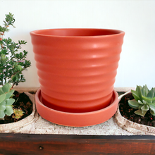 Load image into Gallery viewer, Classic Ceramic Planters - Red