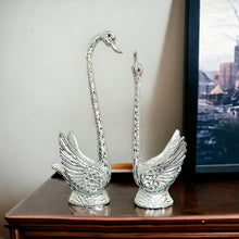 Load image into Gallery viewer, Pair of Swans - Silver 33cm