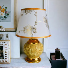 Load image into Gallery viewer, Ceramic Table Lamp