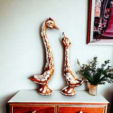 Load image into Gallery viewer, Pair of Swans - Brown 18 cm