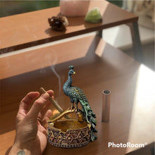 Load image into Gallery viewer, Decorative Peacock Ashtray