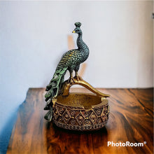 Load image into Gallery viewer, Decorative Peacock Ashtray