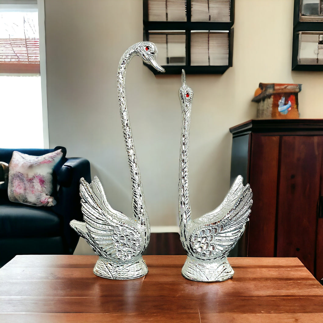 Pair of Swans - Silver 33cm