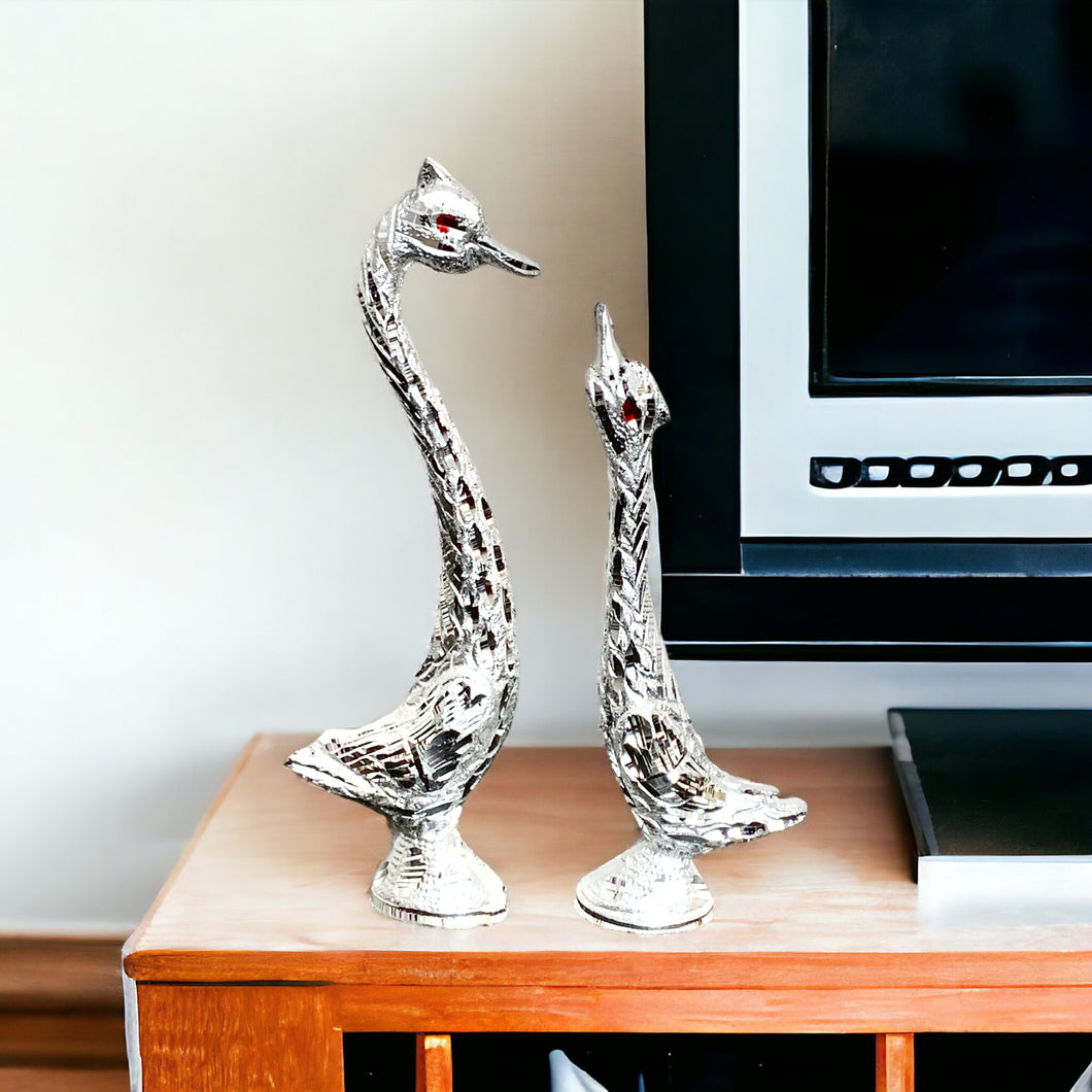 Pair of Swans - Silver 18 cm